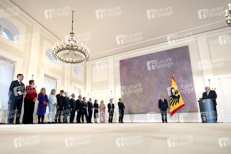 Entlassung der Bundesregierung durch den Bundespräsidenten in Berlin