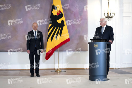 Entlassung der Bundesregierung durch den Bundespräsidenten in Berlin