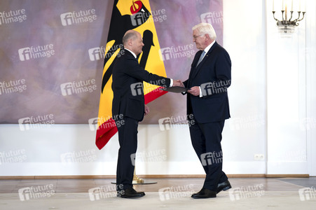Entlassung der Bundesregierung durch den Bundespräsidenten in Berlin