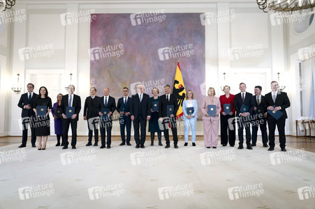 Entlassung der Bundesregierung durch den Bundespräsidenten in Berlin