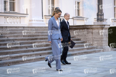 Entlassung der Bundesregierung durch den Bundespräsidenten in Berlin