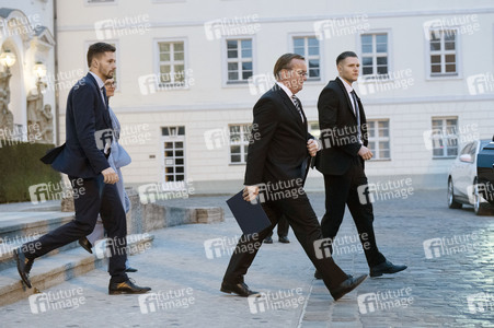 Entlassung der Bundesregierung durch den Bundespräsidenten in Berlin