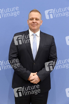 Bundespressekonferenz Entwurf eines Gesetzes zur Schlichtung von Tarifkonflikten in Berlin