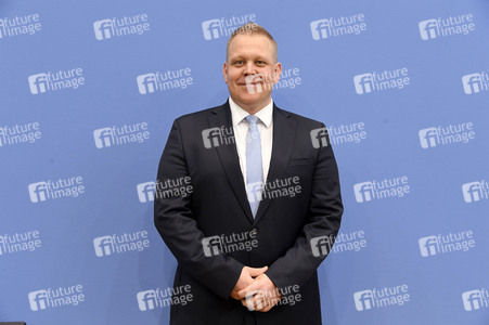 Bundespressekonferenz Entwurf eines Gesetzes zur Schlichtung von Tarifkonflikten in Berlin