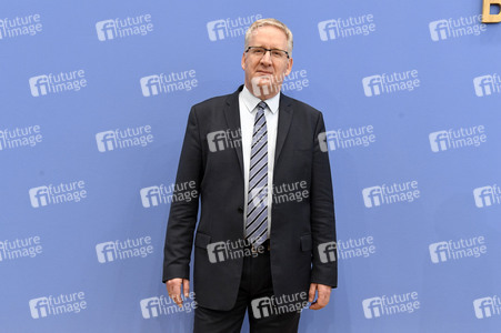 Bundespressekonferenz Entwurf eines Gesetzes zur Schlichtung von Tarifkonflikten in Berlin