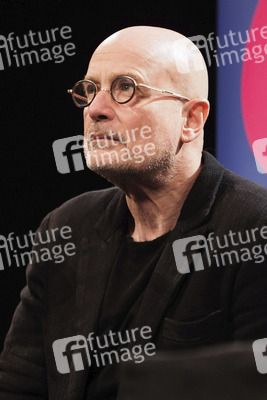 Joël Dicker und Christian Berkel auf der lit.Cologne 2025 in Köln