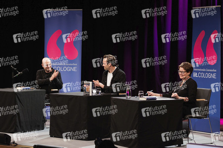 Joël Dicker und Christian Berkel auf der lit.Cologne 2025 in Köln