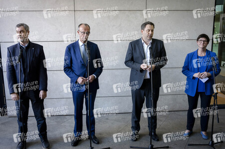 Gemeinsames Auftaktstatement der Parteivorsitzenden von CDU, CSU und SPD zur Bildung einer neuen Regierungskoalition in Berlin