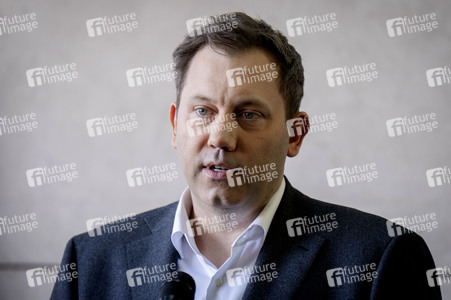 Gemeinsames Auftaktstatement der Parteivorsitzenden von CDU, CSU und SPD zur Bildung einer neuen Regierungskoalition in Berlin