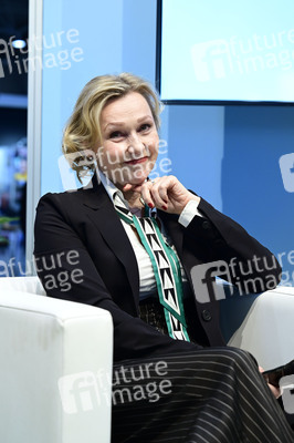 Dana Golombek von Senden und Jutta Speidel auf der Leipziger Buchmesse 2025