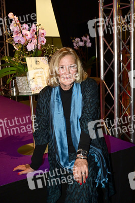 Taufe einer Orchidee auf den Namen 'Suzanne von Borsody' in Dresden