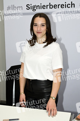 Sophia Como auf der Leipziger Buchmesse 2025