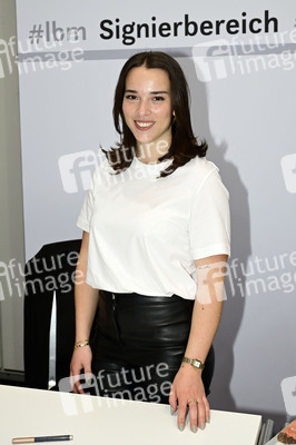 Sophia Como auf der Leipziger Buchmesse 2025