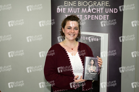 Ronja Forcher auf der Leipziger Buchmesse 2025