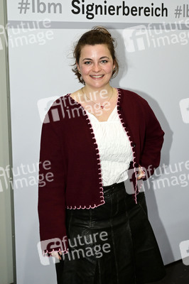 Ronja Forcher auf der Leipziger Buchmesse 2025