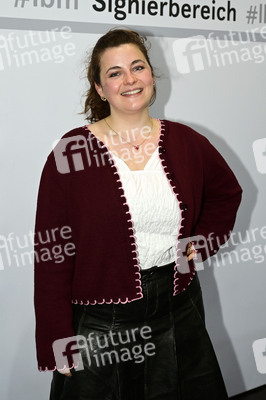 Ronja Forcher auf der Leipziger Buchmesse 2025