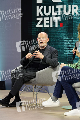 Peter-Michael Diestel und Gregor Gysi auf der Leipziger Buchmesse 2025
