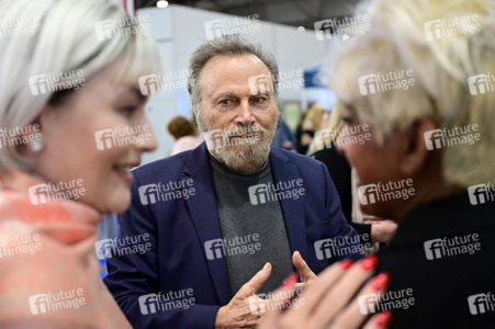 Sektempfang mit Franco Nero auf der Leipziger Buchmesse 2025