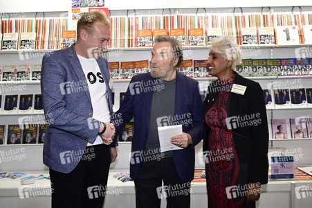 Sektempfang mit Franco Nero auf der Leipziger Buchmesse 2025