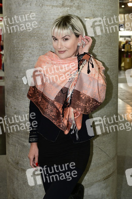 Sektempfang mit Franco Nero auf der Leipziger Buchmesse 2025