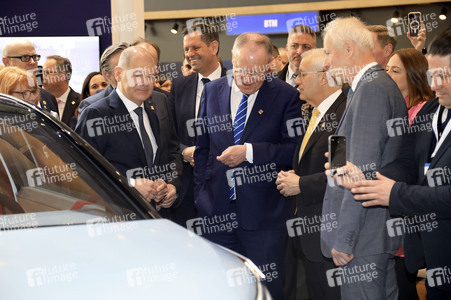 Eröffnungsrundgang auf der Hannover Messe 2025