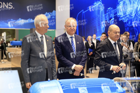 Eröffnungsrundgang auf der Hannover Messe 2025