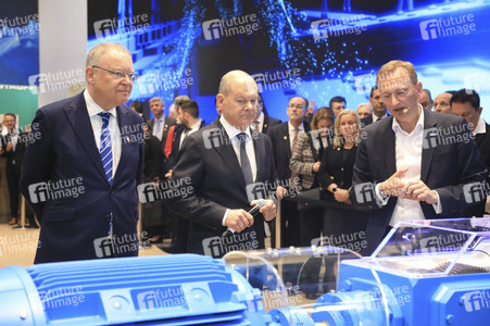 Eröffnungsrundgang auf der Hannover Messe 2025