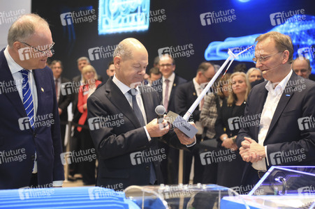 Eröffnungsrundgang auf der Hannover Messe 2025