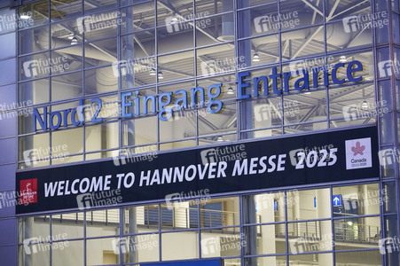Eröffnungsrundgang auf der Hannover Messe 2025