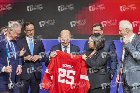Eröffnungsrundgang auf der Hannover Messe 2025