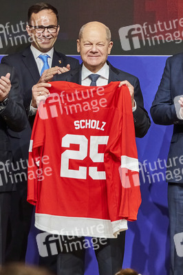 Eröffnungsrundgang auf der Hannover Messe 2025