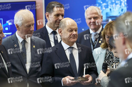 Eröffnungsrundgang auf der Hannover Messe 2025