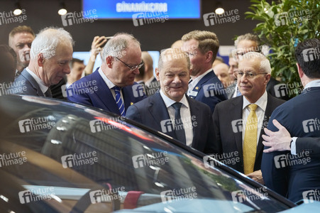 Eröffnungsrundgang auf der Hannover Messe 2025