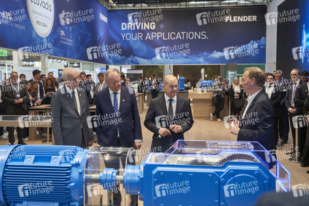 Eröffnungsrundgang auf der Hannover Messe 2025