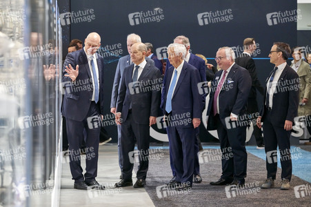 Eröffnungsrundgang auf der Hannover Messe 2025