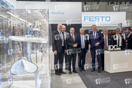 Eröffnungsrundgang auf der Hannover Messe 2025