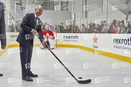 Eröffnungsrundgang auf der Hannover Messe 2025