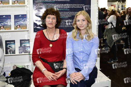 Kerstin Doerenbruch und Ivy Josefine Ullrich auf der Leipziger Buchmesse 2025