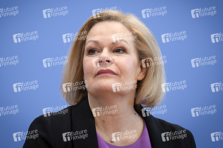 Bundespressekonferenz zur Bilanz der Migrationspolitik in der aktuellen Legislaturperiode in Berlin
