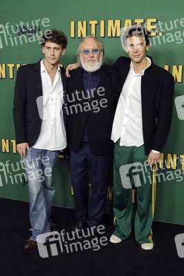 Serienpremiere der 2.Staffel von 'Intimate.' in Berlin