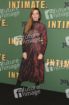 Serienpremiere der 2.Staffel von 'Intimate.' in Berlin