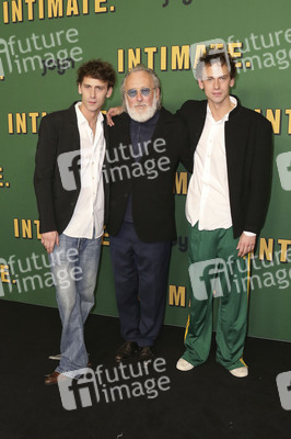 Serienpremiere der 2.Staffel von 'Intimate.' in Berlin