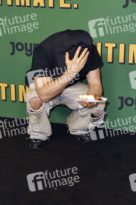 Serienpremiere der 2.Staffel von 'Intimate.' in Berlin