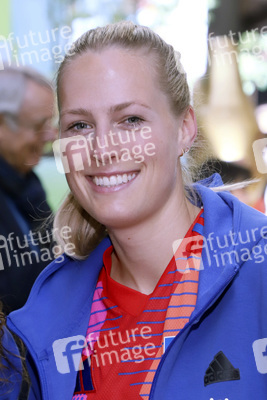 Charity Osterhasen Verkauf in Hamburg