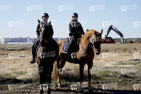 Spatenstich für den neuen Bahnhof Fangschleuse in Grünheide