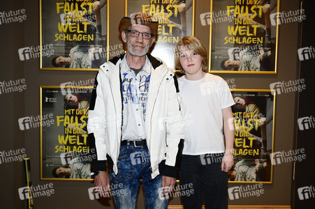 Filmpremiere 'Mit der Faust in die Welt schlagen' in Görlitz