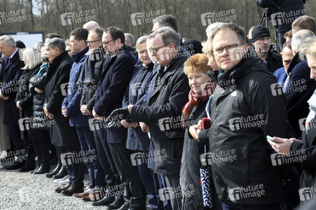 Kranzniederlegung zum 80. Jahrestag der Befreiung des Konzentrationslagers Buchenwald