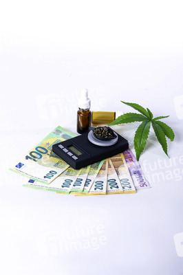 Symbolfoto 'Cannabis-Gesetz verursacht Kosten'