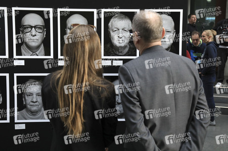 Ausstellungseröffnung 'Staatssicherheitsinhaftierung / Porträt 2023 - 2024' in Berlin