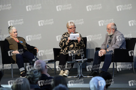 Ausstellungseröffnung 'Staatssicherheitsinhaftierung / Porträt 2023 - 2024' in Berlin